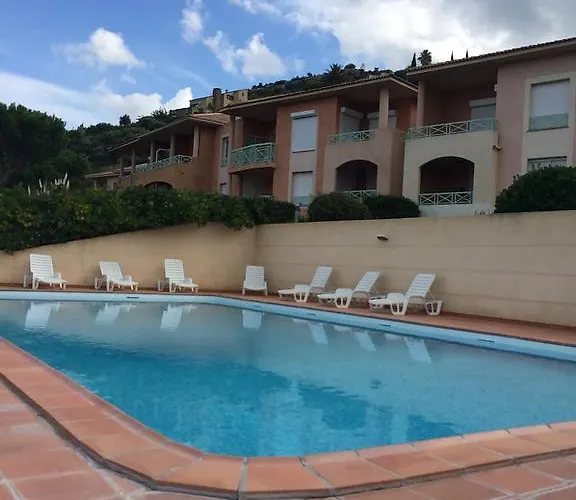 Suarella Apartment