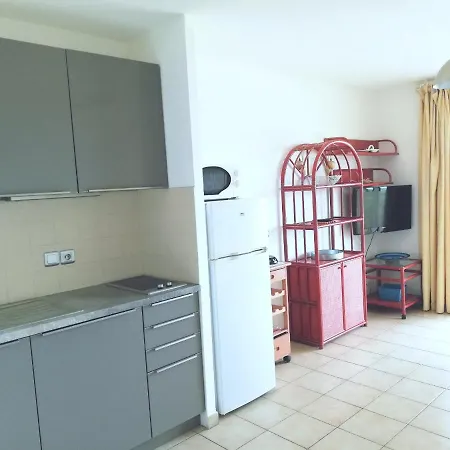 Suarella Apartment